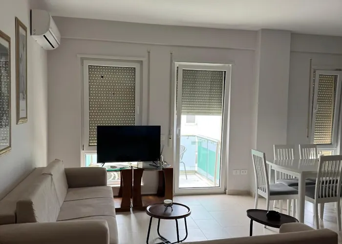 Seafront Balcony 公寓 *