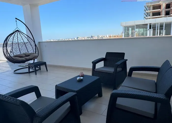 Seafront Balcony 公寓 Vlorë