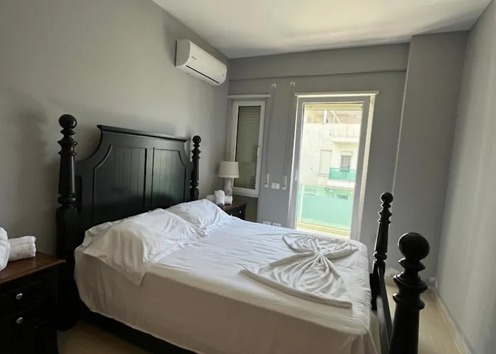 Seafront Balcony Wlora